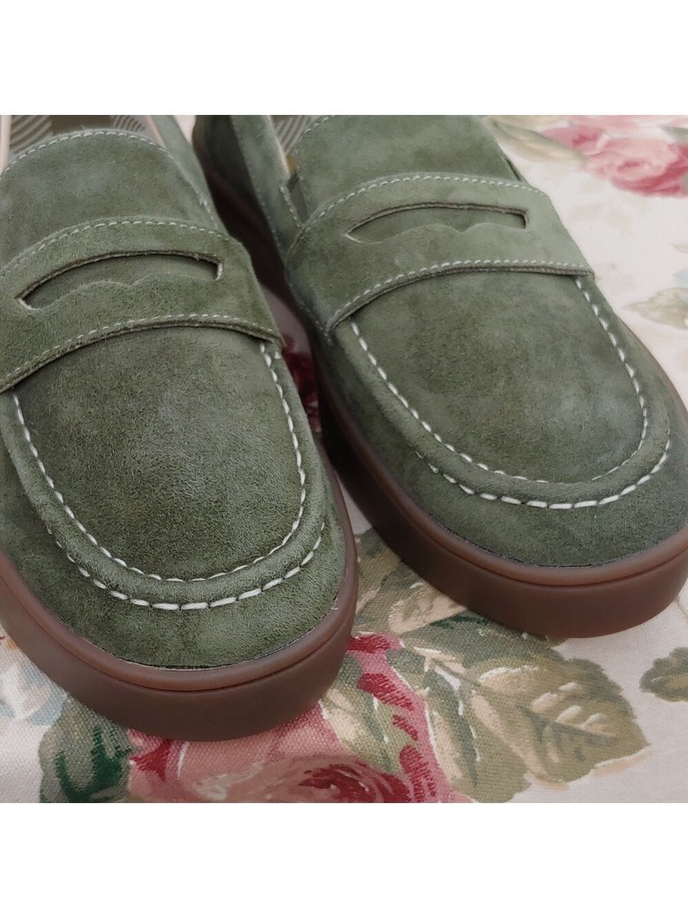 Revitalign Malibu Suede Penny Loafer Shoes in Olive Green Women's size 9 NWOT - Picture 6 of 17